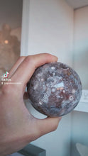 Cargar y reproducir el video en el visor de la galería, Pink Amethyst Sphere - 507g #106
