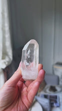 Cargar y reproducir el video en el visor de la galería, Lemurian Seed Clear Quartz - 105g #343
