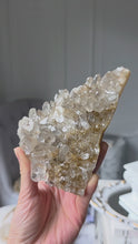 將影片載入圖庫檢視器並播放，Golden Smoky Himalayan Quartz Cluster - 587g #452
