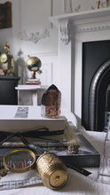 Laden und Abspielen von Videos im Galerie-Viewer, High Grade Smoky Quartz Tower - small 166g #521
