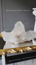 ギャラリービューアHimalayan Quartz Cluster - 1.64kg #164に読み込んでビデオを見る
