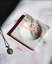 Cargar imagen en el visor de la galería, Marble Sphere Holder / Jewellery Tray #144
