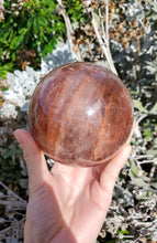 將圖片載入圖庫檢視器 STAR Fire Quartz ( Hematoid Quartz ) Sphere - 1.07kg #1
