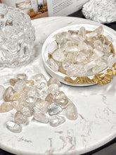 画像をギャラリービューアに読み込む, Clear Quartz with Inclusion Tumbled Stones Pack
