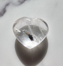 이미지를 갤러리 뷰어에 로드 , Clear Quartz Heart ( Pick your own heart )
