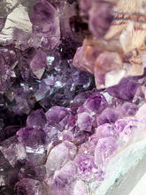 將圖片載入圖庫檢視器 Amethyst Cave - 10.5kg #M3
