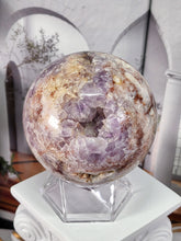 이미지를 갤러리 뷰어에 로드 , Amethyst Flower Agate Sphere - 618g #W1
