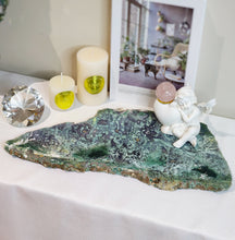 將圖片載入圖庫檢視器 Moss Agate Slab on Gold Metal Stand - 3kg #1
