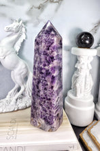 將圖片載入圖庫檢視器 Chevron Amethyst Tower - Large 2.89kg
