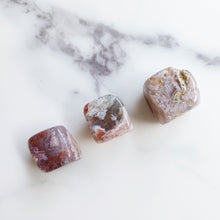 Load image into Gallery viewer, Flower Agate Mini Cube Set #2
