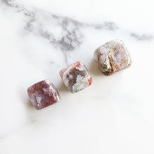 Load image into Gallery viewer, Flower Agate Mini Cube Set #2
