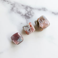 Load image into Gallery viewer, Flower Agate Mini Cube Set #2
