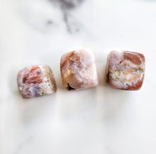 Load image into Gallery viewer, Flower Agate Mini Cube Set #4
