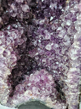 Cargar imagen en el visor de la galería, Large Amethyst Cave - Extra Quality 19.11kg
