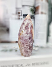 Load image into Gallery viewer, Amethyst Flower Agate Flame #981
