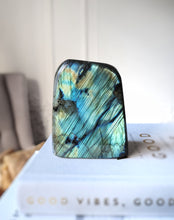 Load image into Gallery viewer, Labradorite Freeform - 757g #130
