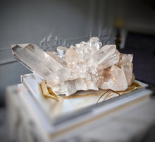 画像をギャラリービューアに読み込む, Pink Himalayan Quartz Cluster - 3.8kg #53
