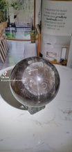 將影片載入圖庫檢視器並播放，Asterism Black Quartz Sphere - 602g #10
