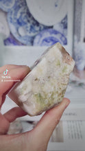 Load and play video in Gallery viewer, Flower Agate Freeform Set - 406g #6
