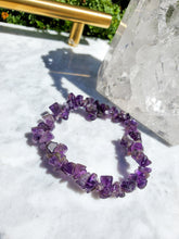 Load image into Gallery viewer, Amethyst Chip Bracelet
