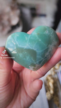 Load and play video in Gallery viewer, Sakura Green Flower Agate Heart #4
